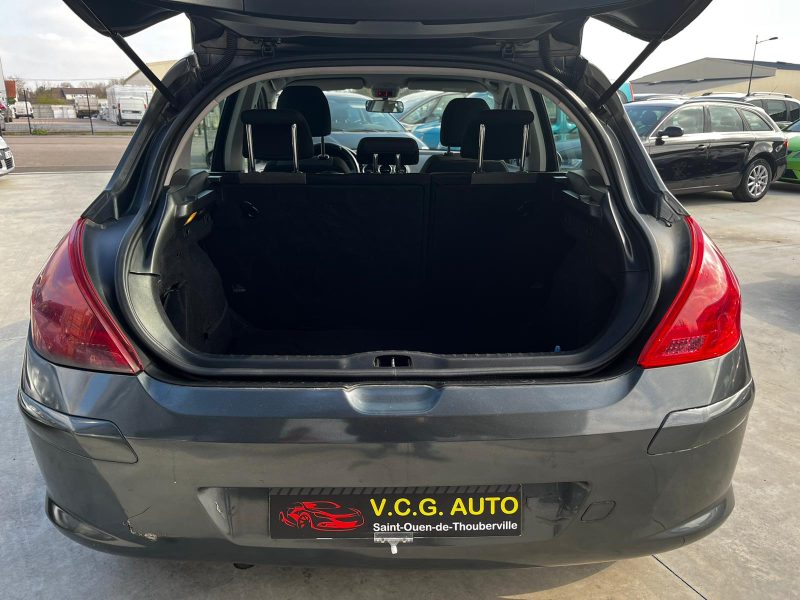 PEUGEOT 3081.6 HDi 110 Premium 