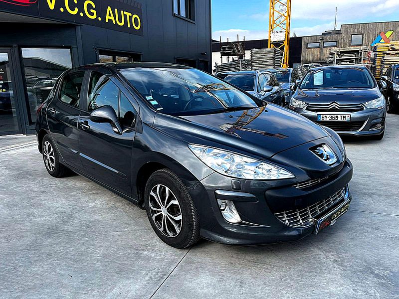PEUGEOT 3081.6 HDi 110 Premium 