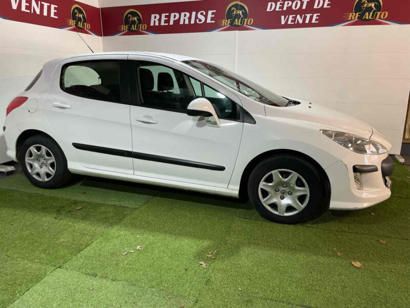 PEUGEOT 308 I 2011 1.6 HDi  92cv