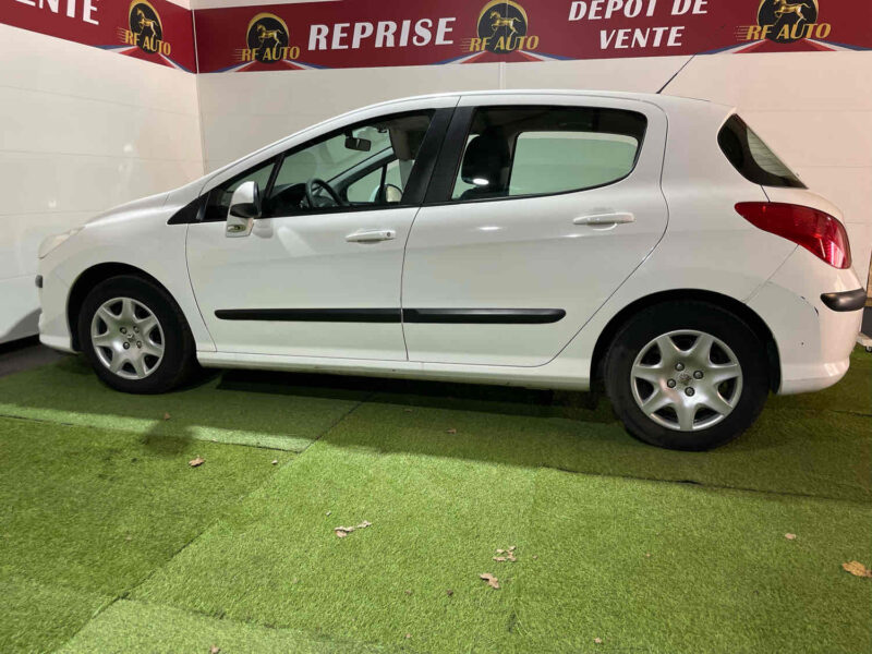 PEUGEOT 308 I 2011 1.6 HDi  92cv