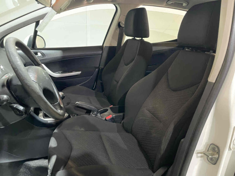 PEUGEOT 308 I 2011 1.6 HDi  92cv