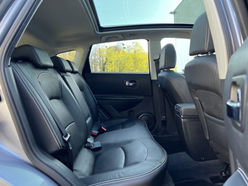 NISSAN QASHQAI PHASE II TEKNA 1.6 DCI 130 ATTELAGE CUIR CAMERA TOIT PANO GPS BLUETOOTH Garantie1an