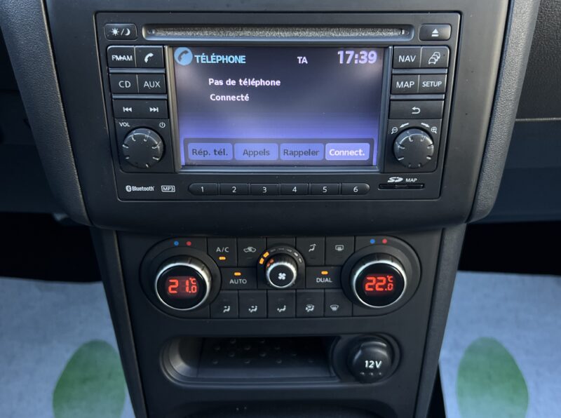 NISSAN QASHQAI PHASE II TEKNA 1.6 DCI 130 ATTELAGE CUIR CAMERA TOIT PANO GPS BLUETOOTH Garantie1an