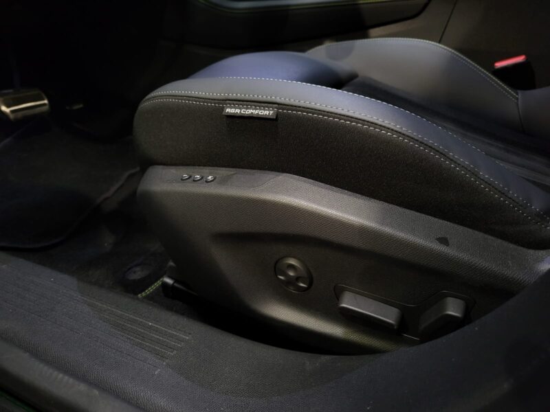 PEUGEOT 308 III PureTech 130cv EAT8 GT PACK TOIT OUVRANT / CARPLAY / SIEGES ELECT MEMOIRE CHAUFF