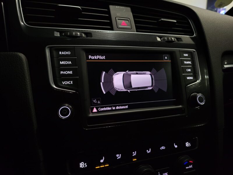 VOLKSWAGEN GOLF VII 7/ 2.0 GTD 184cv /TOIT OUVRANT/ CARPLAY/SUIVIE VOLKSWAGEN