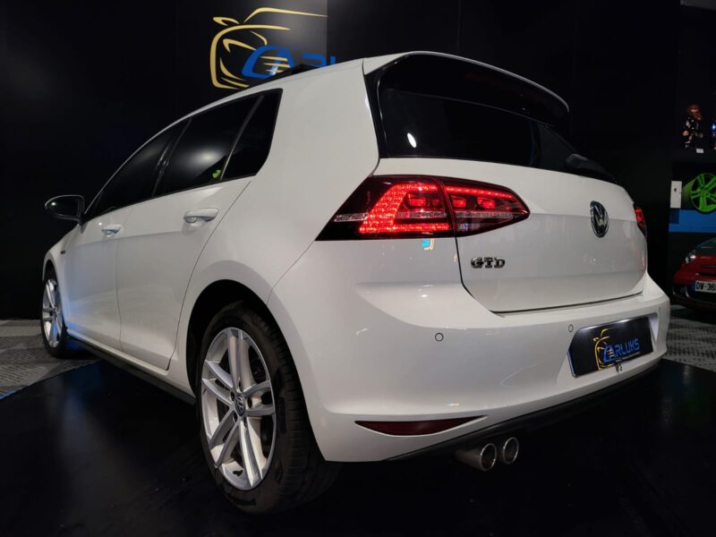 VOLKSWAGEN GOLF VII 7/ 2.0 GTD 184cv /TOIT OUVRANT/ CARPLAY/SUIVIE VOLKSWAGEN