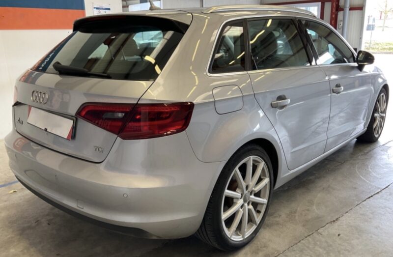 AUDI A3 III SPORTBACK 2.0 TDI 150 Cv TOIT OUVRANT BOITE AUTO S-TRONIC 7 CUIR CAMERA GPS Garantie1an