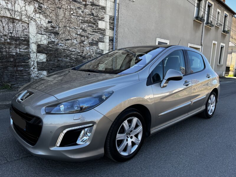 PEUGEOT 308 I 2011