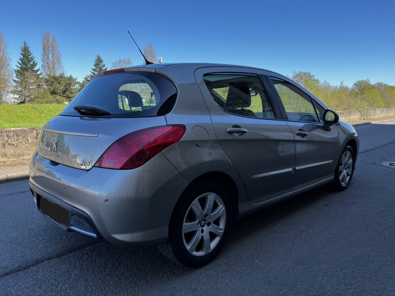 PEUGEOT 308 I 2011
