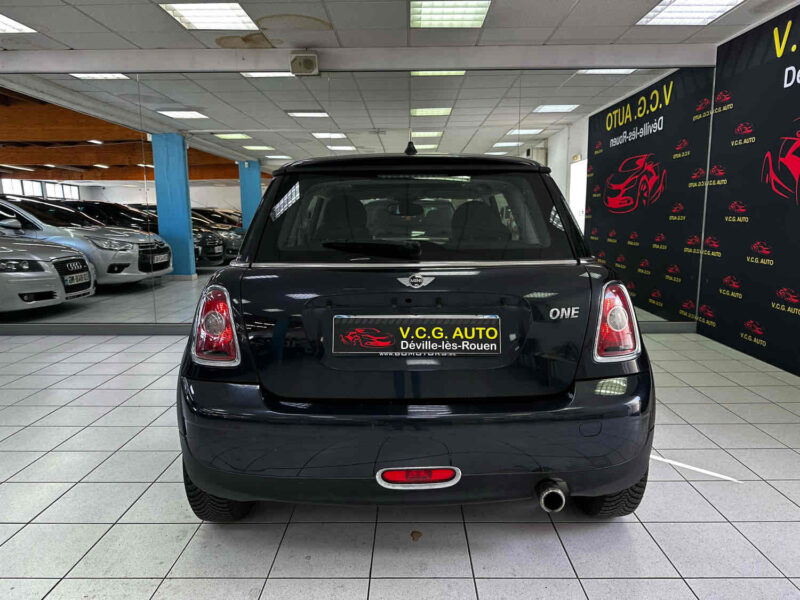 MINI Cooper 41.4i 95ch ONE