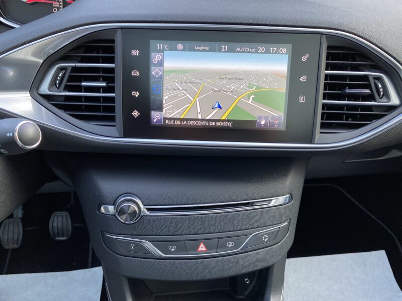 PEUGEOT 308 II 1.6 THP 155 Cv FELINE / TOIT PANO CAMERA RECUL ECRAN GPS CRIT AIR 1 - Garantie1an