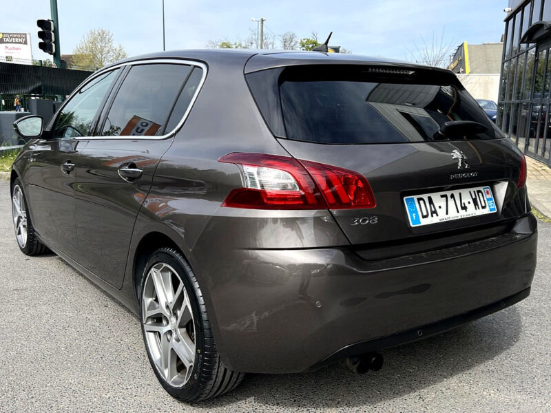 PEUGEOT 308 II 1.6 THP 155 Cv FELINE / TOIT PANO CAMERA RECUL ECRAN GPS CRIT AIR 1 - Garantie1an