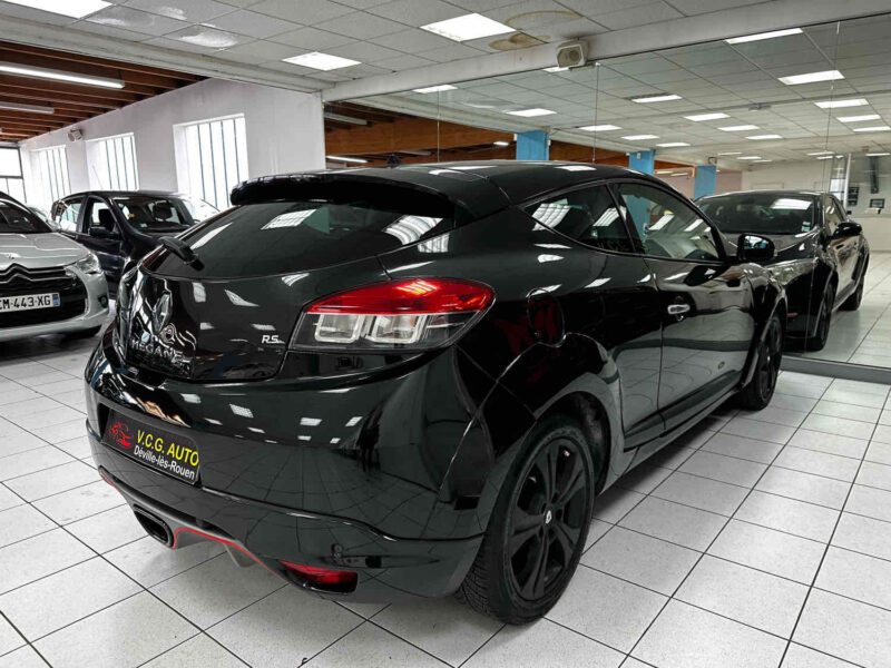 RENAULT MEGANE III Coupé 1.5 dCi 105 eCo2 Dynamique Pack RS