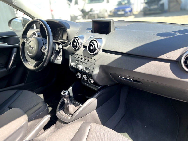 AUDI A1 2012