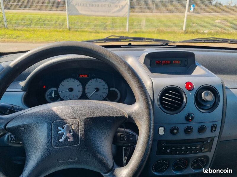 PEUGEOT PARTNER Monospace 2006