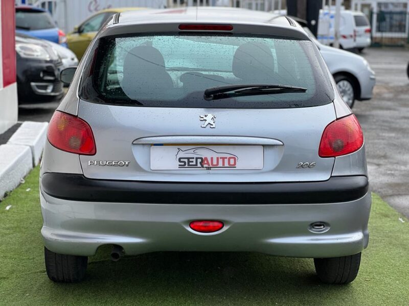 PEUGEOT 206 2003