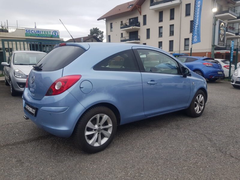OPEL CORSA IV 1.4i 87CV EDITION 3P
