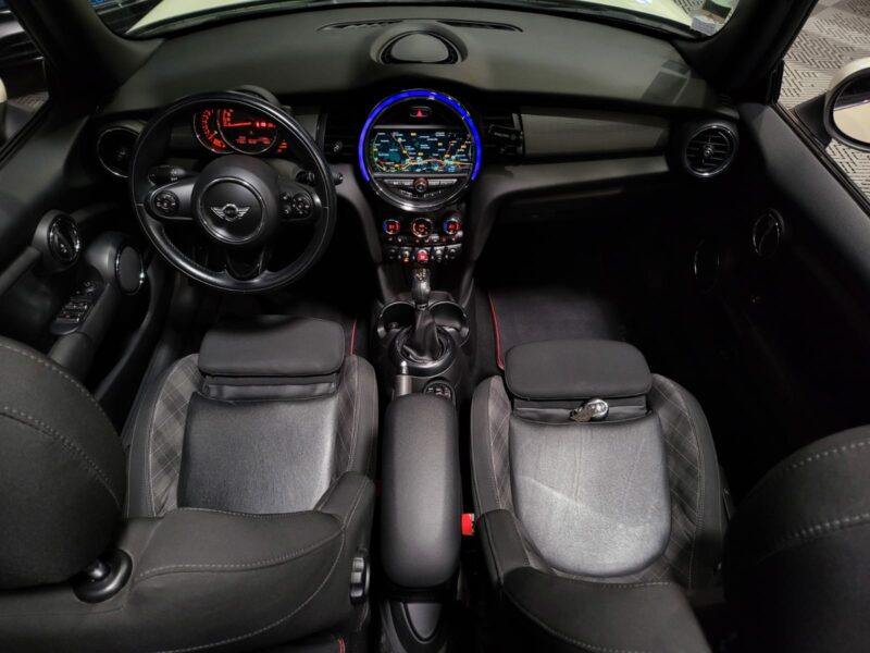 MINI COOPER CABRIOLET 1.5I 12V 136CH CHILI