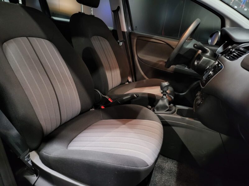 FIAT PUNTO 1.2 70cv GPS, Bluetooth 