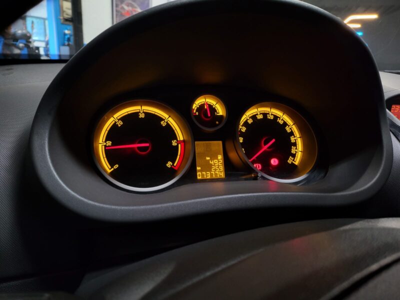 OPEL CORSA 1.3 CDTI 75cv ECOFLEX 74 000KM