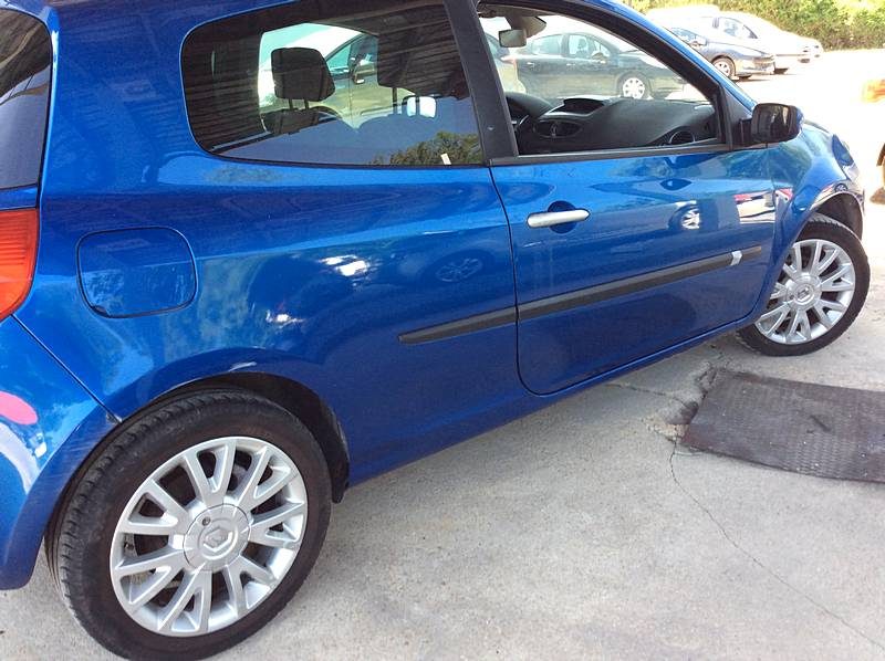 RENAULT CLIO III EXCEPTION 1.6 110CV 5CV 2006 1ERE MAIN ESSENCE
