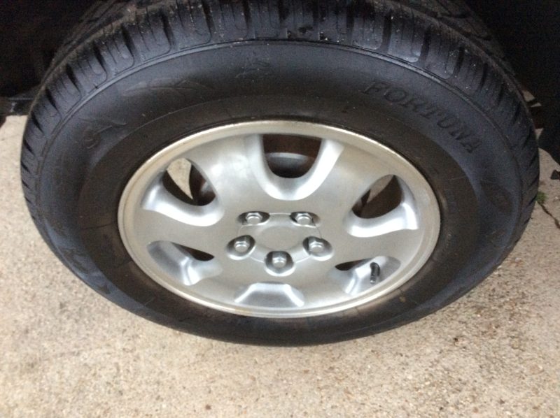 TOYOTA RAV 4 2.0 GX 129 CV ATTELAGE 10CV ESSENCE 