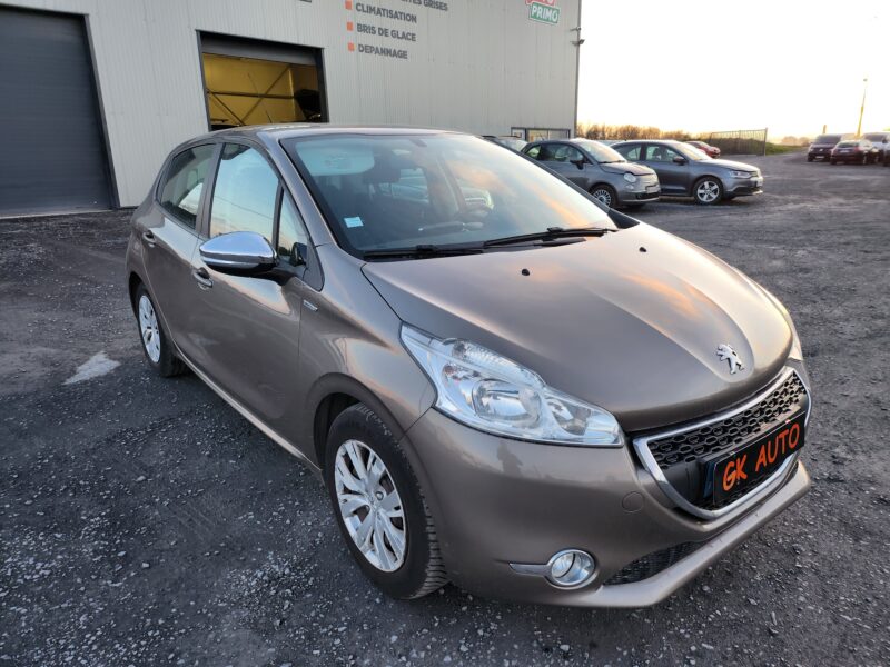 PEUGEOT 208 HDI 68CV URBAN SOUL 2013 157000 KM 