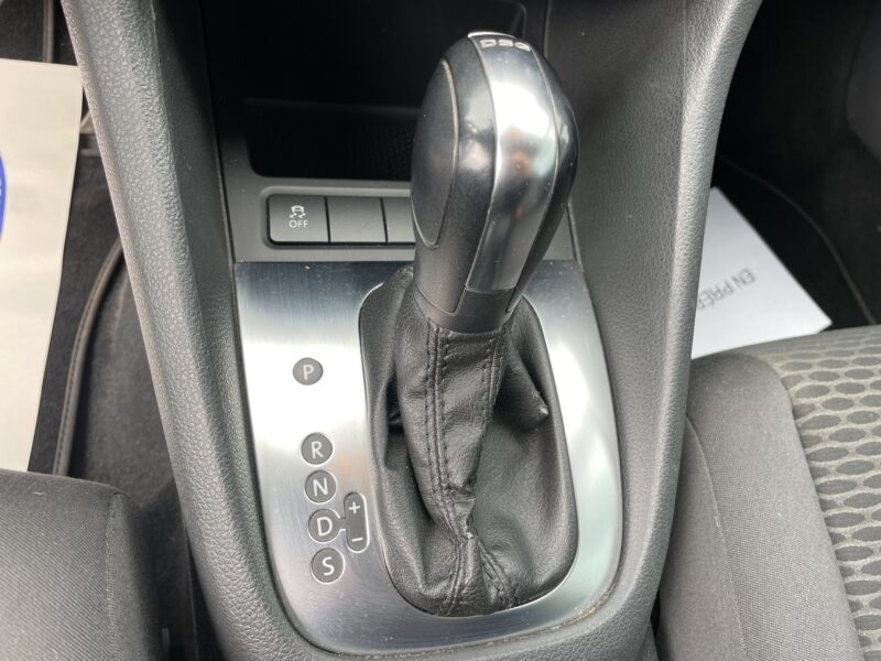 VOLKSWAGEN GOLF VI 2012