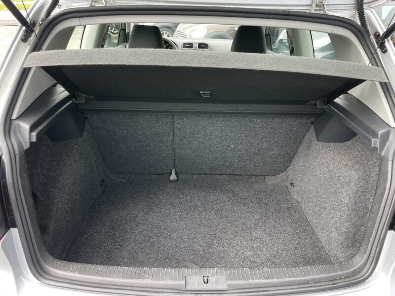 VOLKSWAGEN GOLF VI 2012