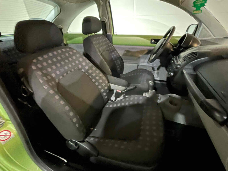 VOLKSWAGEN NEW BEETLE 2002 1.4 75cv