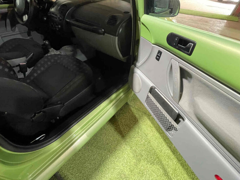 VOLKSWAGEN NEW BEETLE 2002 1.4 75cv