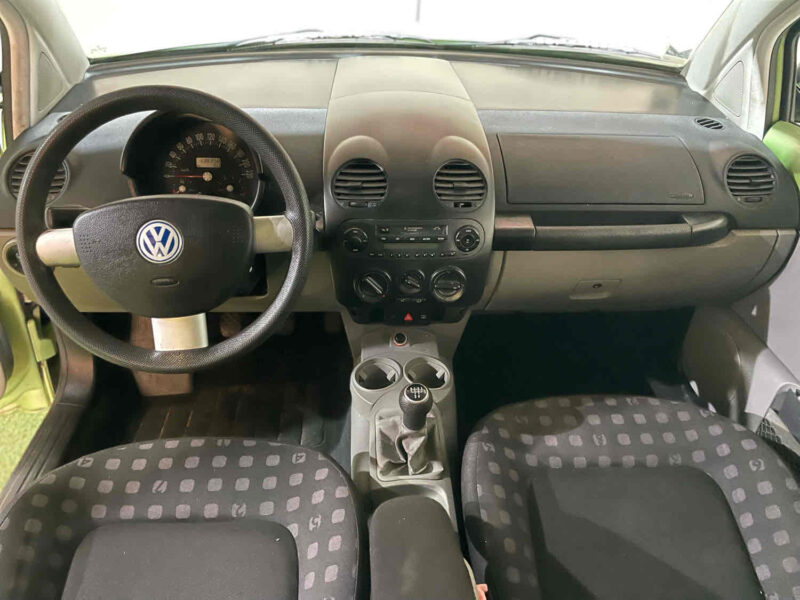 VOLKSWAGEN NEW BEETLE 2002 1.4 75cv