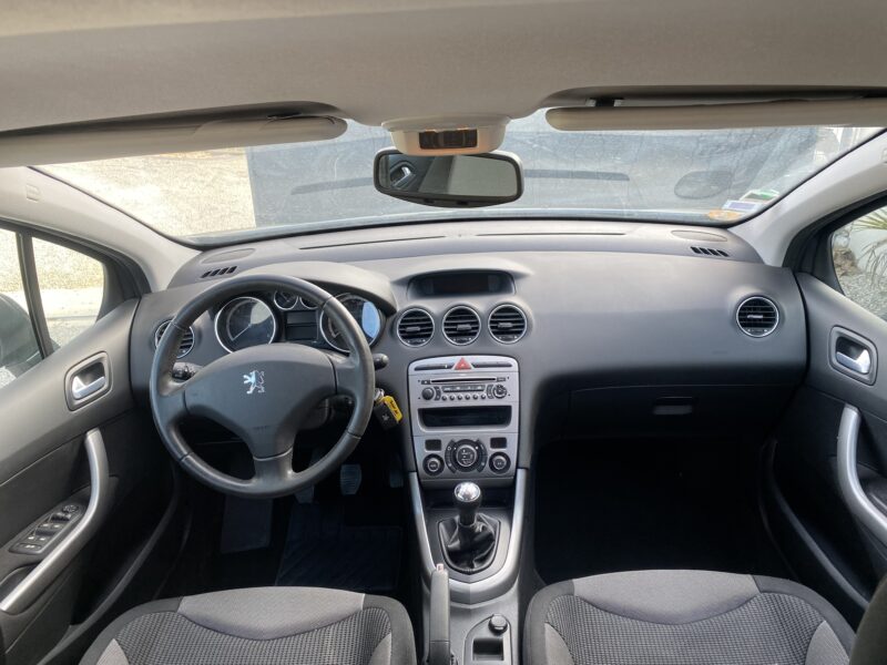 PEUGEOT 308 I 2009