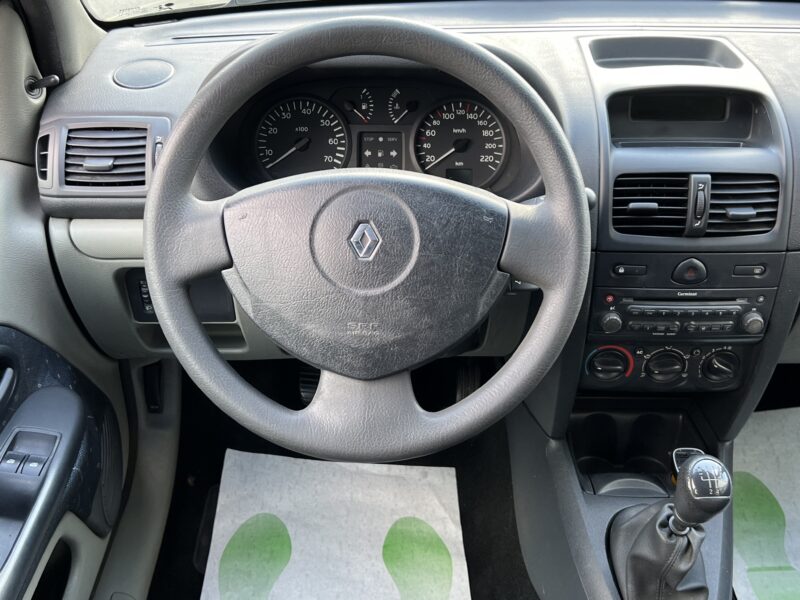 RENAULT CLIO II PHASE 2 1.2 60 Cv 5 PORTES / CLIMATISATION KIT BLUETOOTH USB - Garantie1an