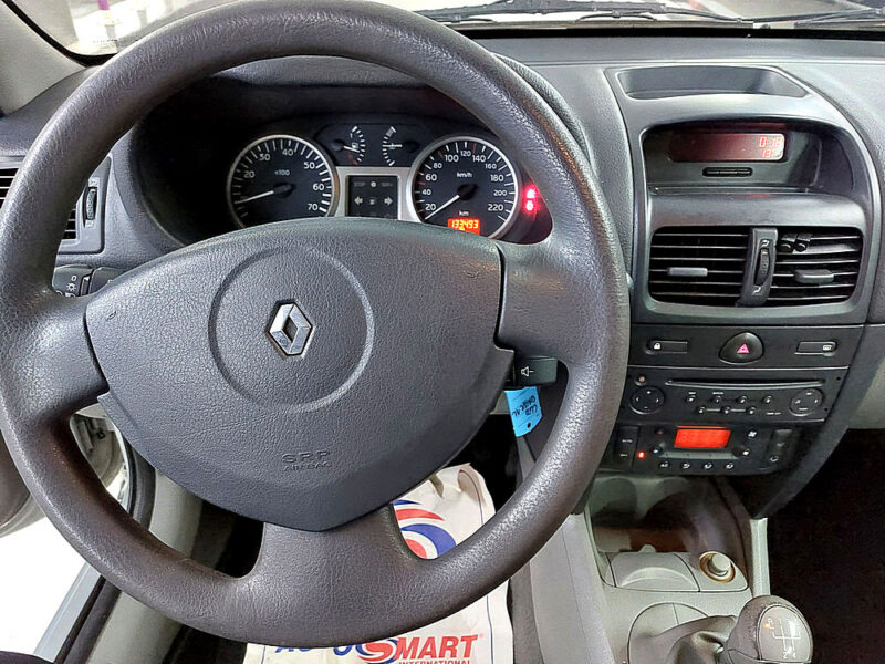 RENAULT CLIO II phase 2 1.4 98 CONFORT DYNAMIQUE