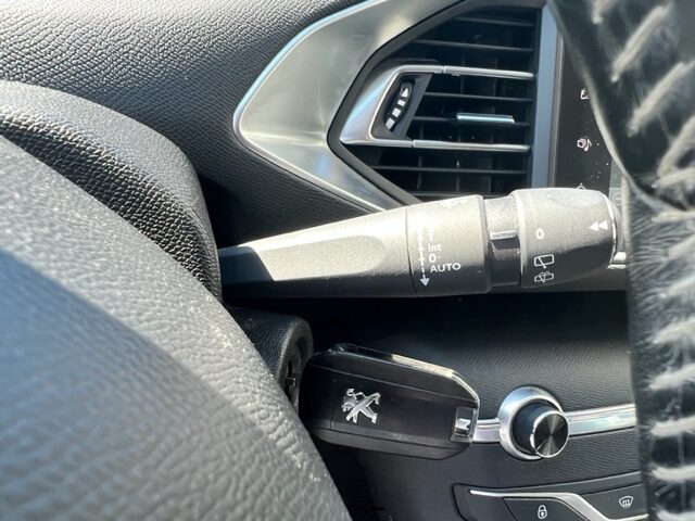 Peugeot 308 1.2 PureTech 130ch S&S EAT6 Allure