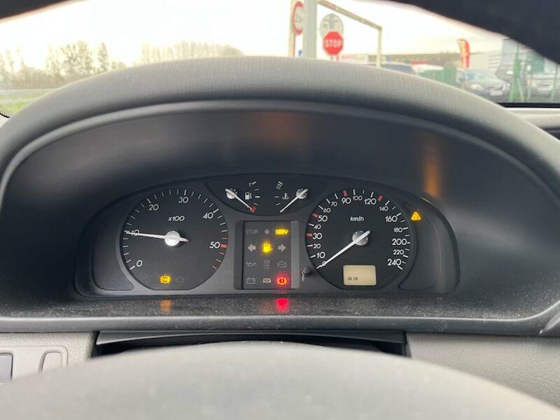 RENAULT LAGUNA II Grandtour 2001