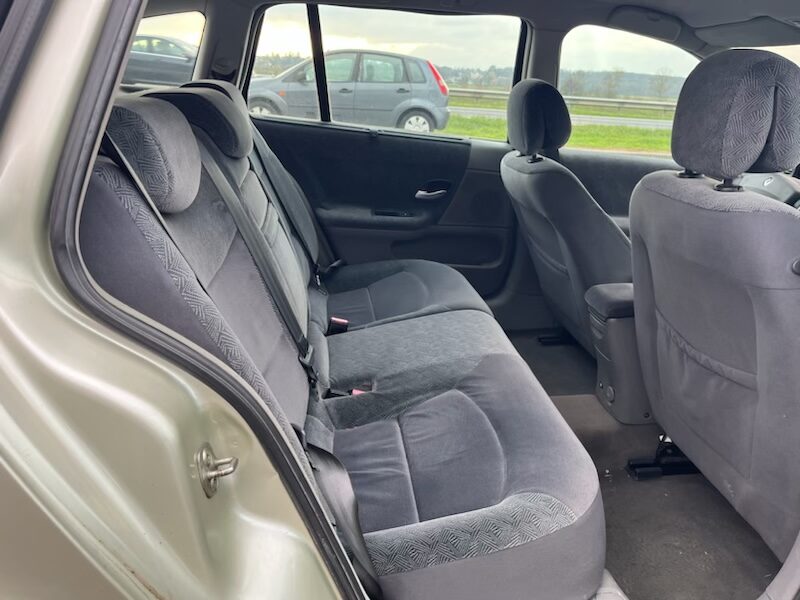 RENAULT LAGUNA II Grandtour 2001