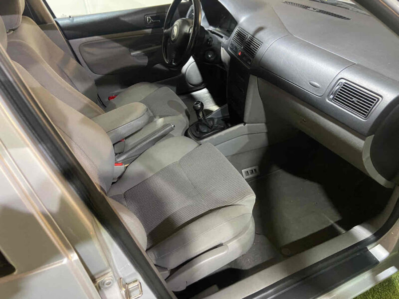 VOLKSWAGEN GOLF IV 1999 1.9 110cv