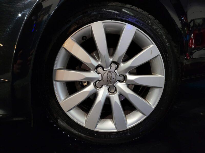 AUDI A1 ULTRA SPORTBACK 1.4 TDI 90cv AMBITION TOIT GRIS