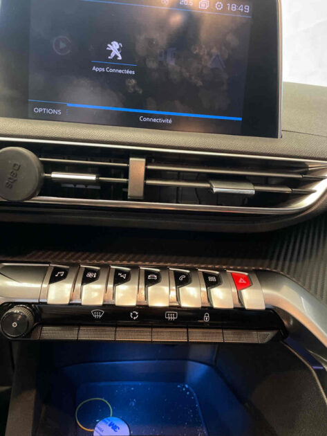 PEUGEOT 3008 SUV 1.5 BlueHDi 130 1499cm3 131c