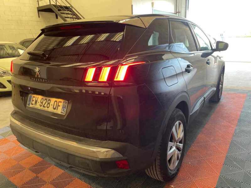 PEUGEOT 3008 SUV 1.5 BlueHDi 130 1499cm3 131c