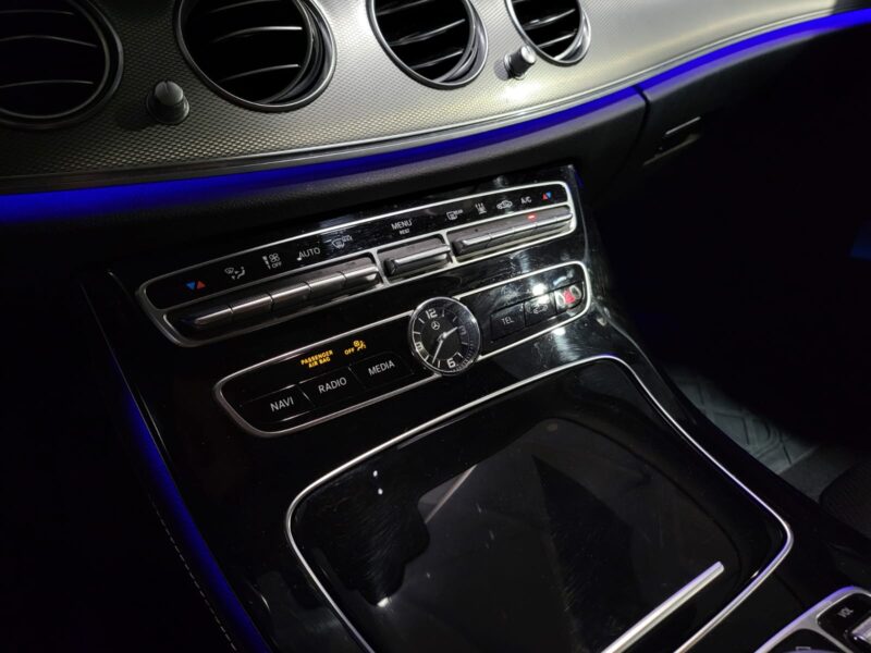 MERCEDES CLASSE E HYBRIDE 350e 286cv Camera 360 , Apple CARPLAY , Sieges Chauffants