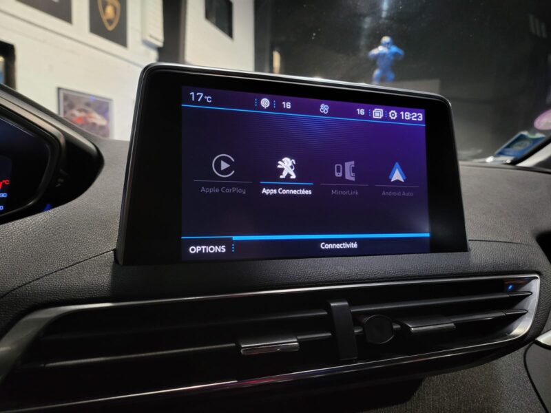 PEUGEOT 3008 II 1.2 PureTech 130cv EAT8 ALLURE 1er MAIN ENTRETIEN PEUGEOT