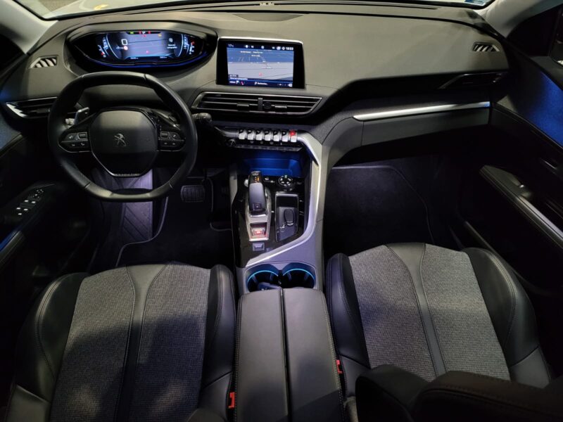 PEUGEOT 3008 II 1.2 PureTech 130cv EAT8 ALLURE 1er MAIN ENTRETIEN PEUGEOT