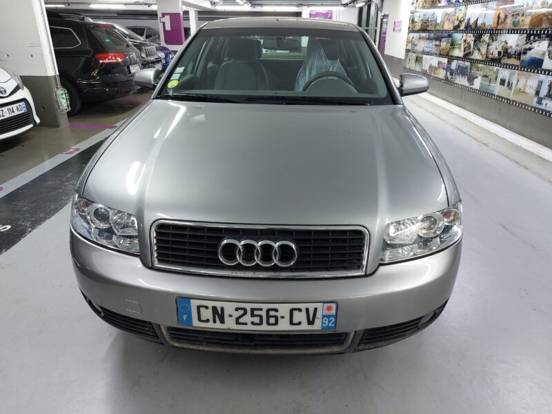 AUDI A4 2.0 130 PACK RIEN A PREVOIR