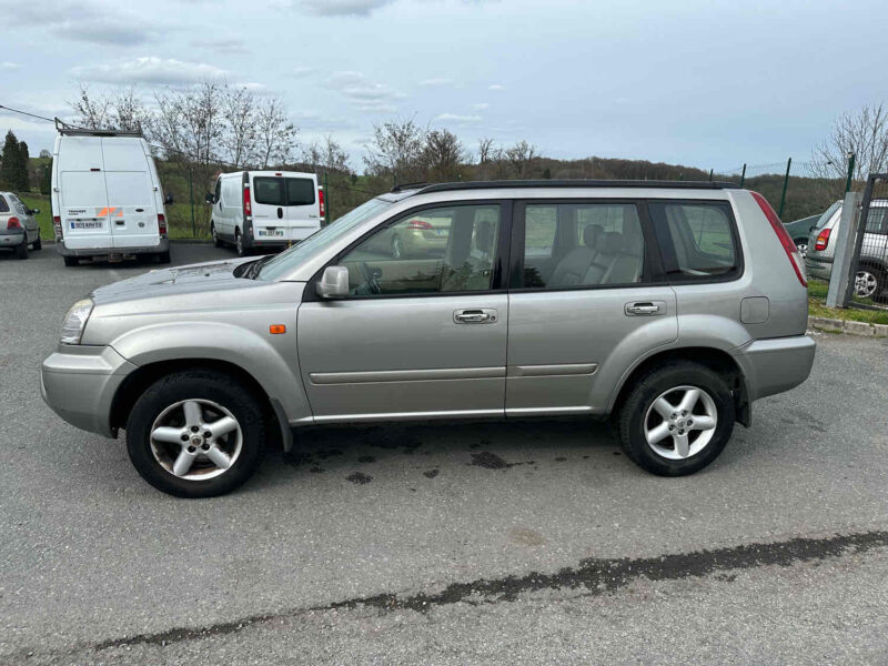 NISSAN X-TRAIL I 2003