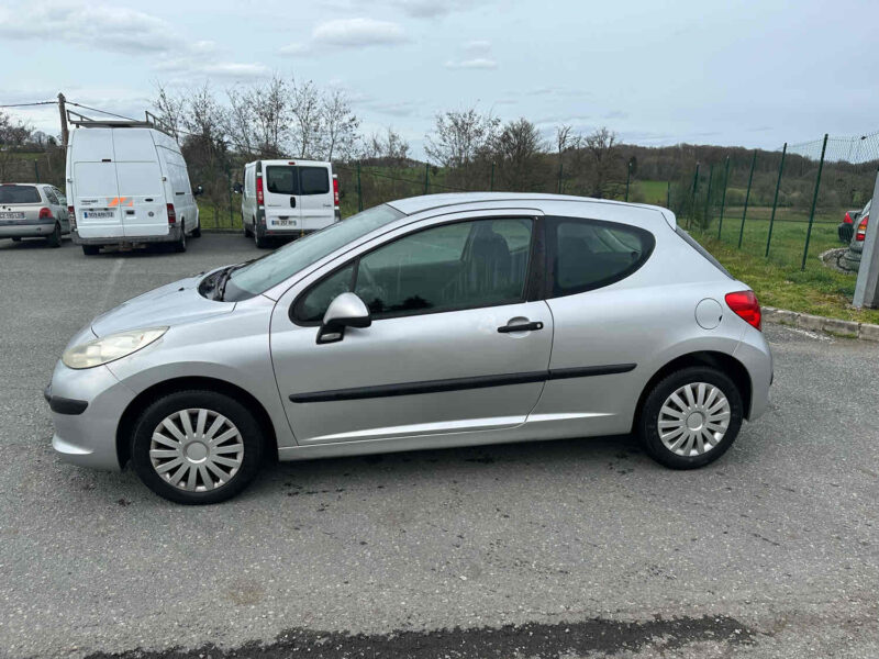 PEUGEOT 207 2006