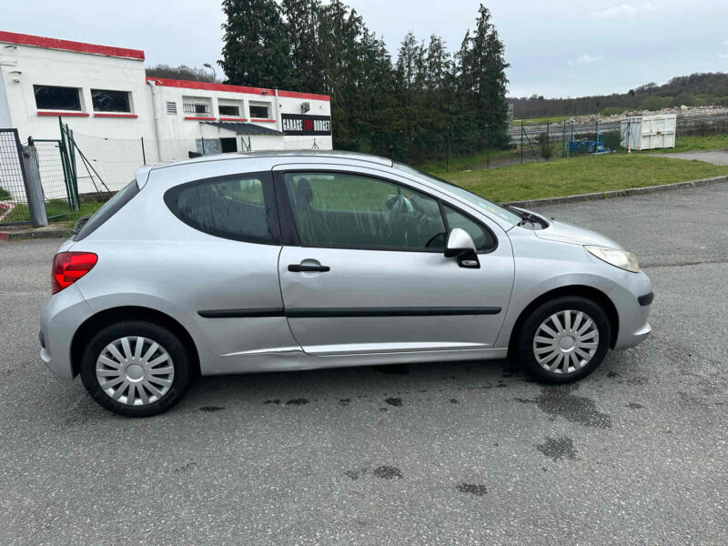 PEUGEOT 207 2006