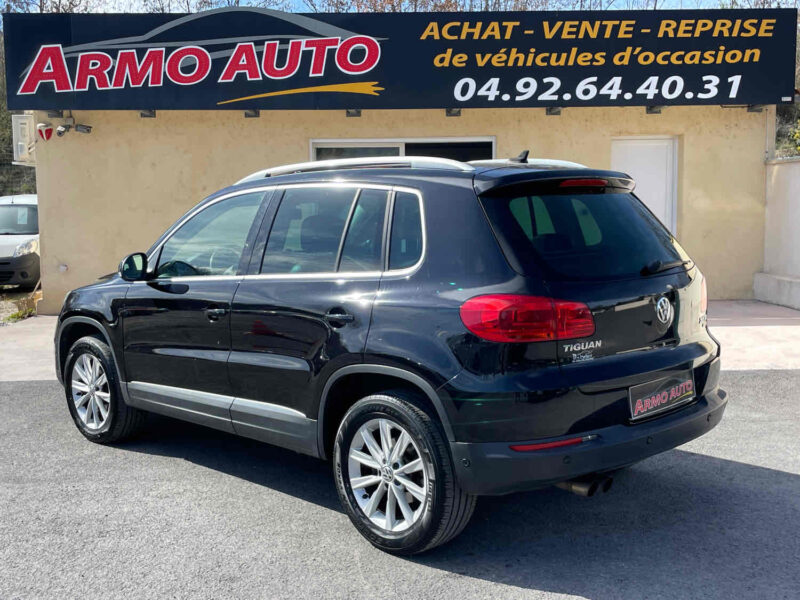 VOLKSWAGEN TIGUAN 2011